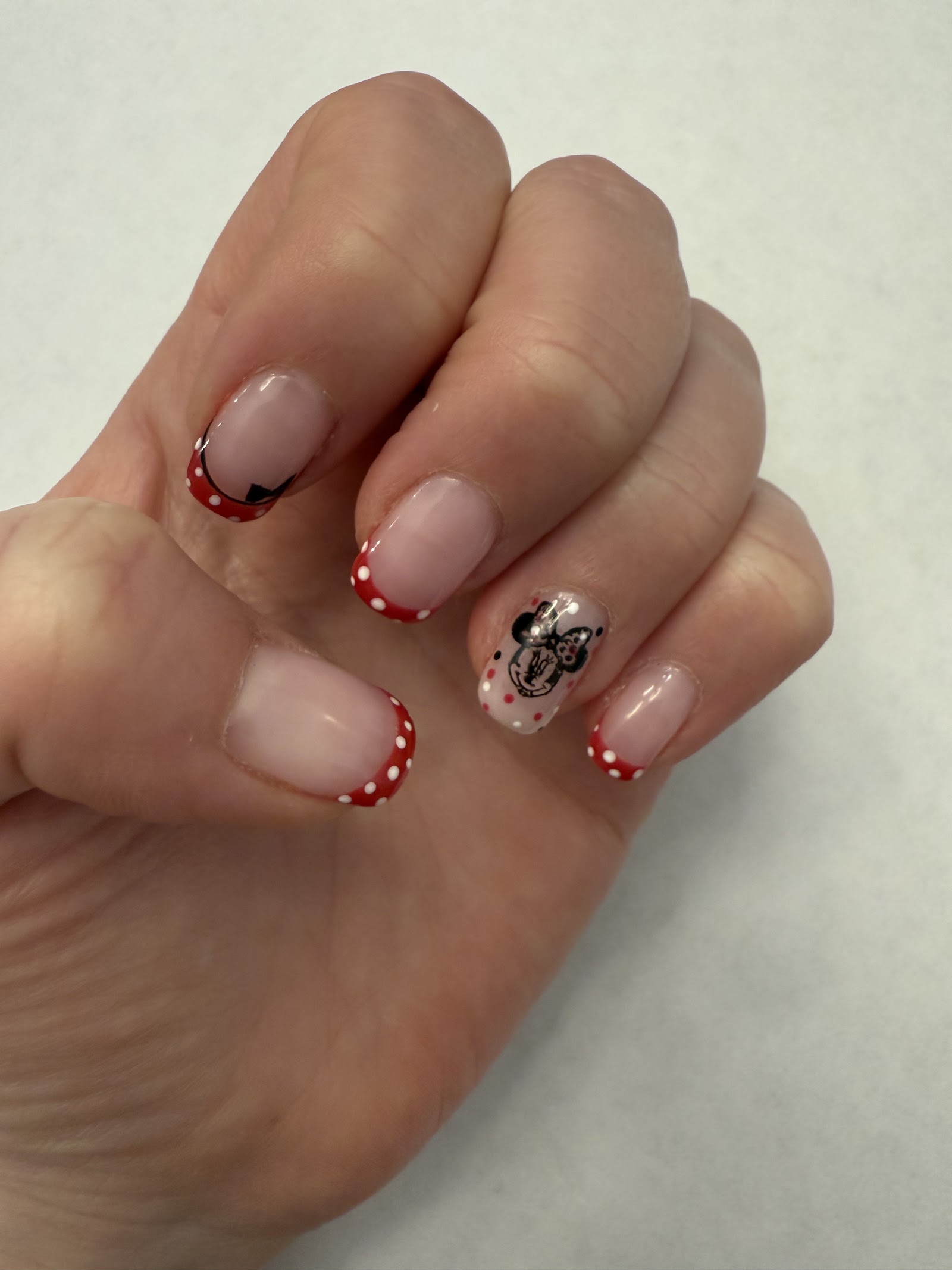 Unwind Nails & Beauty nail photo 1